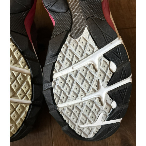 New Balance 990v3 Womens 8.5 Breast Cancer Awareness Running Shoes Gray Pink - Picture 16 of 16